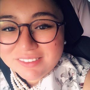Meet your Posher, Maria